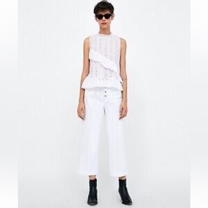 Zara opened eyelet ruffled blouse sleeveless white Size S